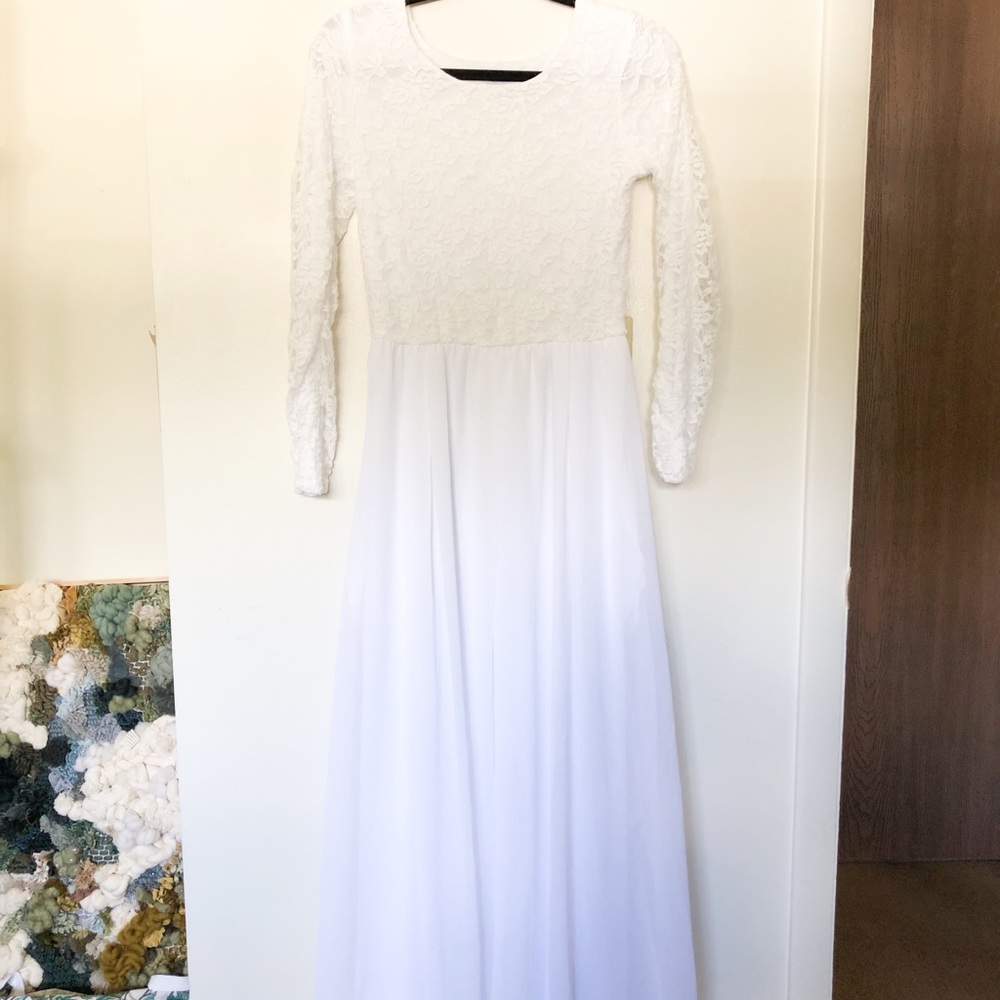 {SOLD} White Temple Dress